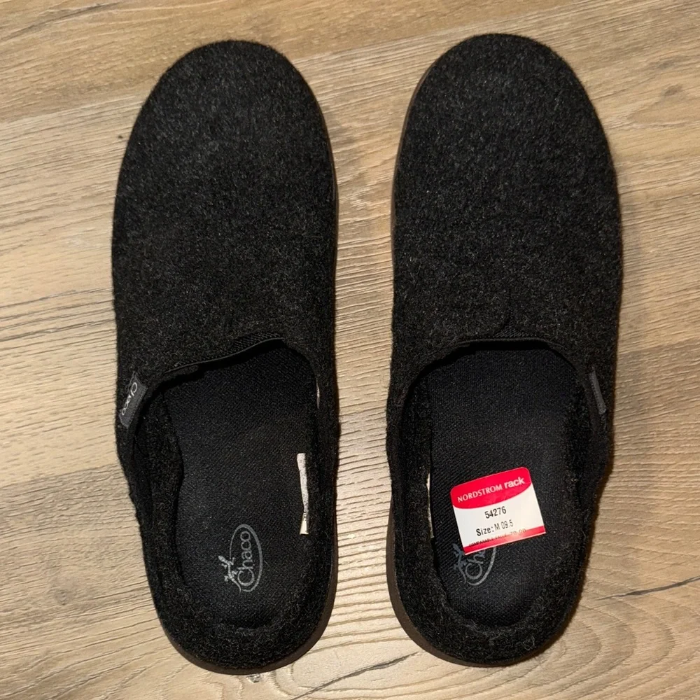 New Chaco Revel Men's Black Shoes, Size 9.5, Bottom Box Included - Picture 3 of 9